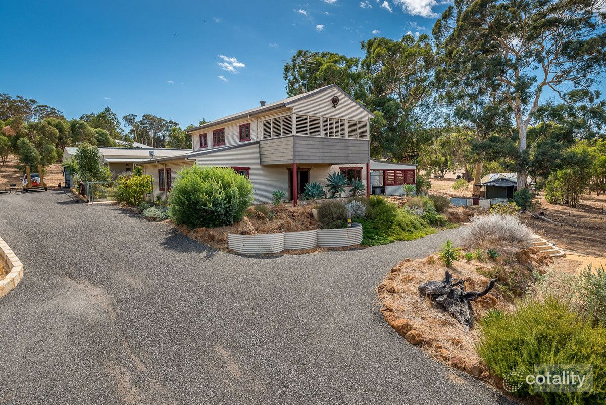 244 Wisteria Way, Chittering, WA 6084
