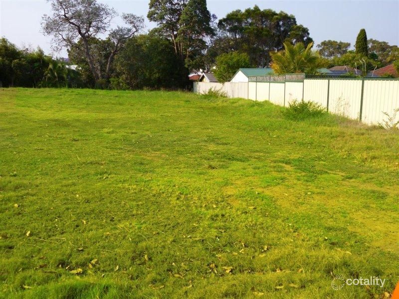 12a Harrison St, Point Frederick, NSW 2250