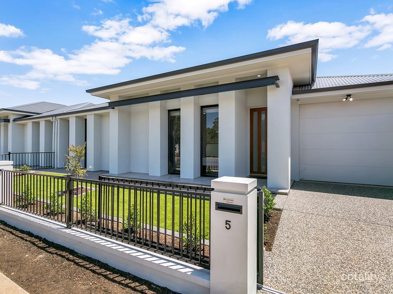 5/5b Soho St, Warradale, SA 5046