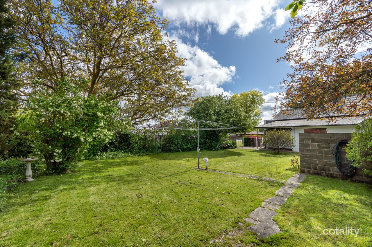 15 Osman St, Blayney, NSW 2799