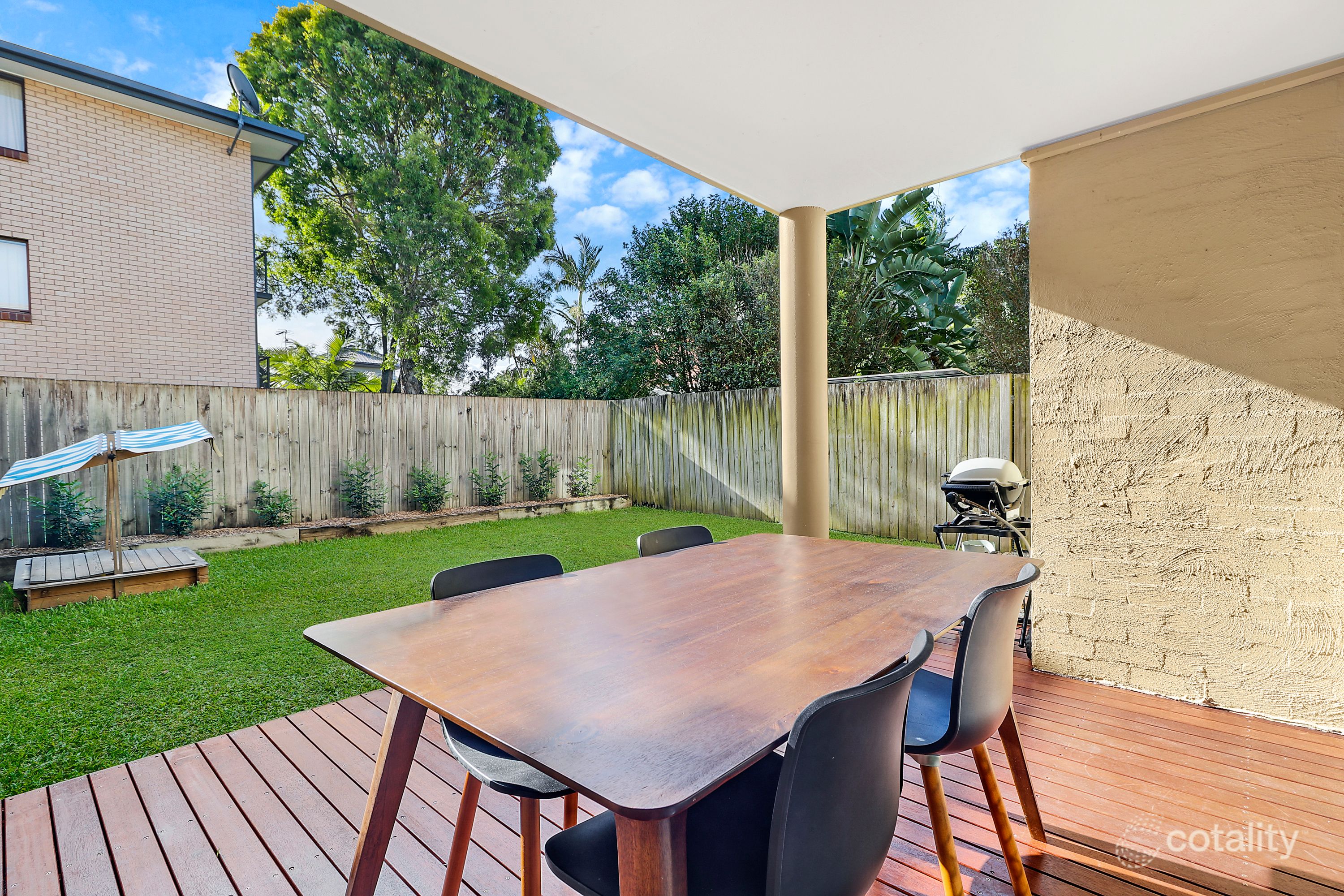 2/16 Mordant St, Ascot, QLD 4007