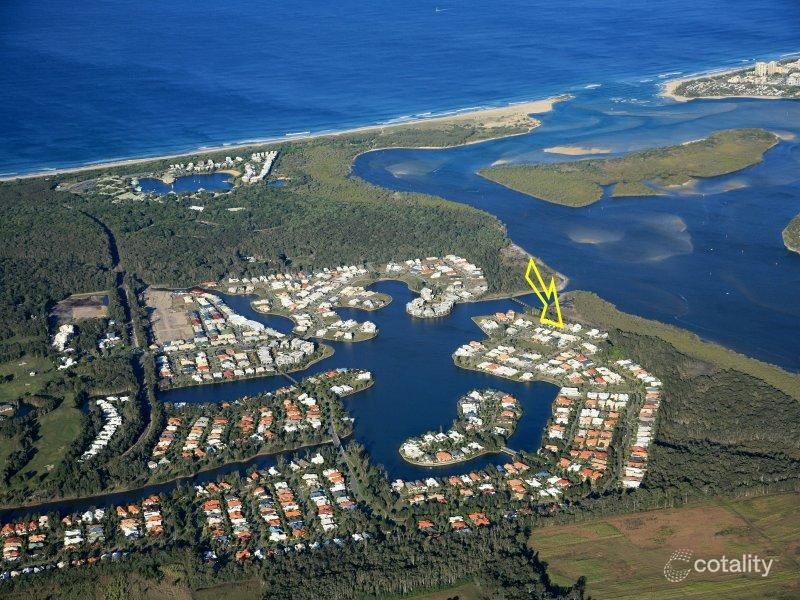 33 Moorings Cct, Twin Waters, QLD 4564