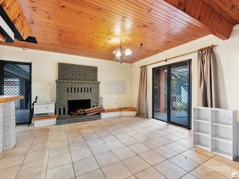 13 Harrison Rd, Mount Richon, WA 6112