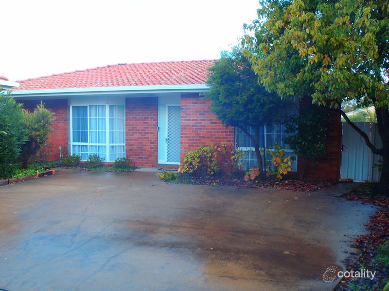 2/416 Cressy St, Deniliquin, NSW 2710
