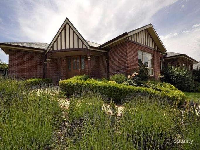 31 Benwerrin Cres, Norwood, TAS 7250