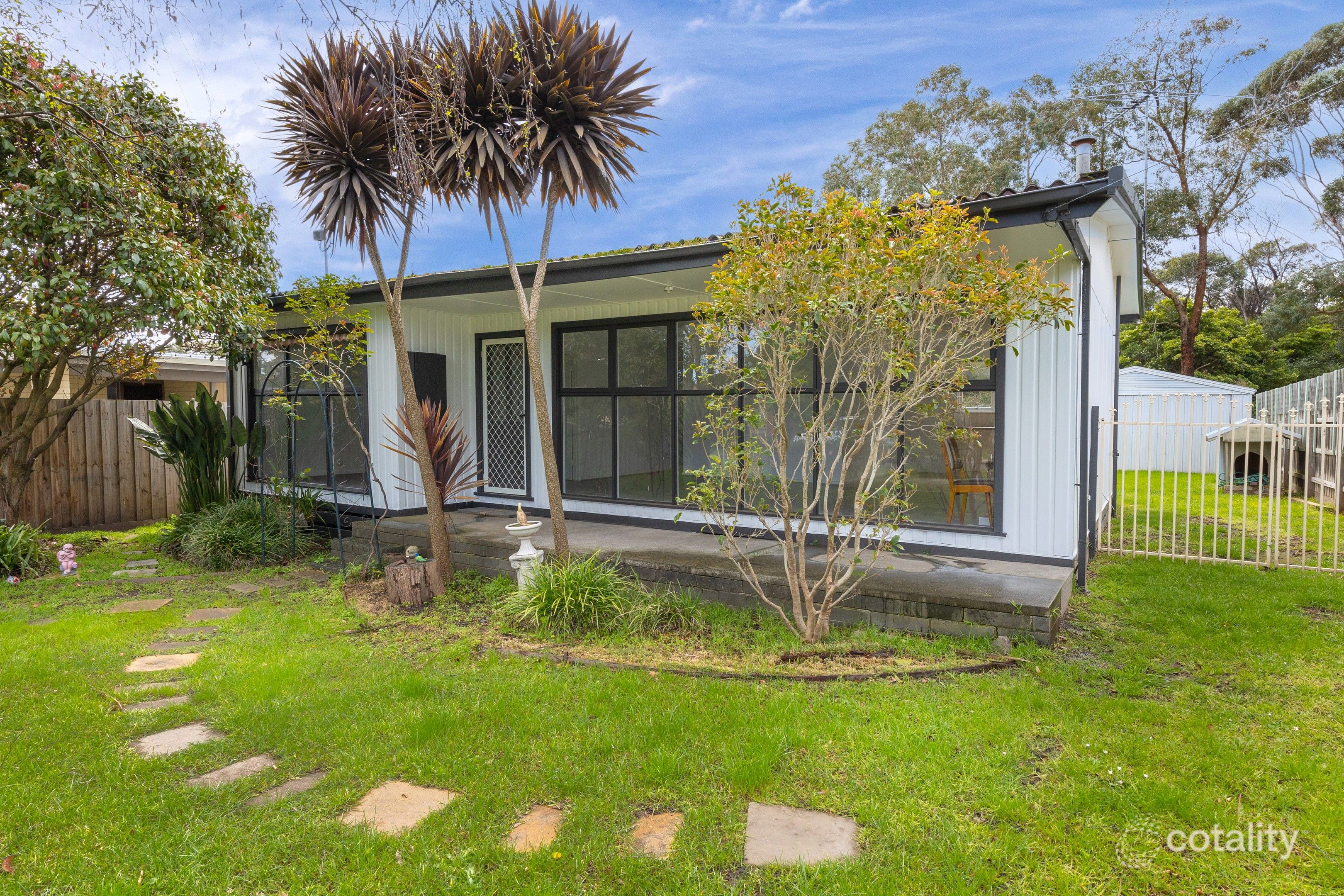 19 Highfield Rd, Mccrae, VIC 3938