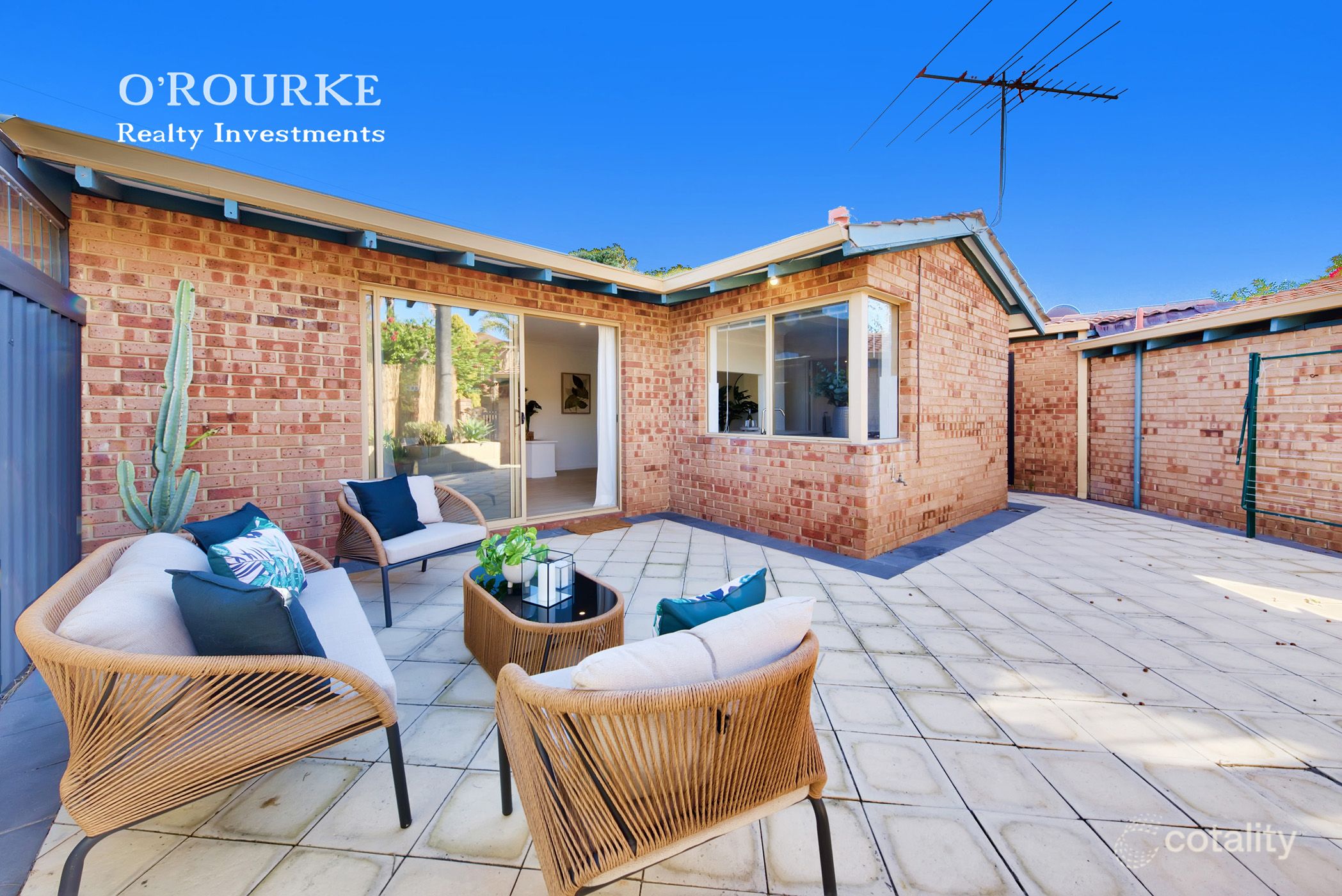 2/87 Manning St, Scarborough, WA 6019