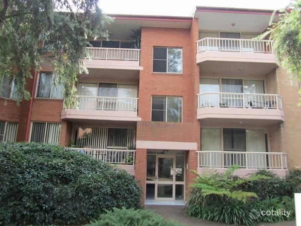 15/4 Mead Dr, Chipping Norton, NSW 2170