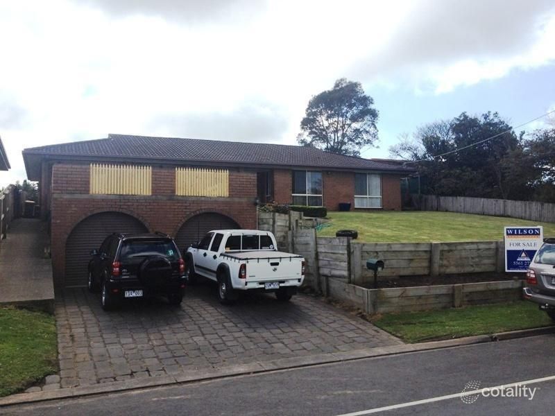 32 Ziegler Pde, Allansford, VIC 3277