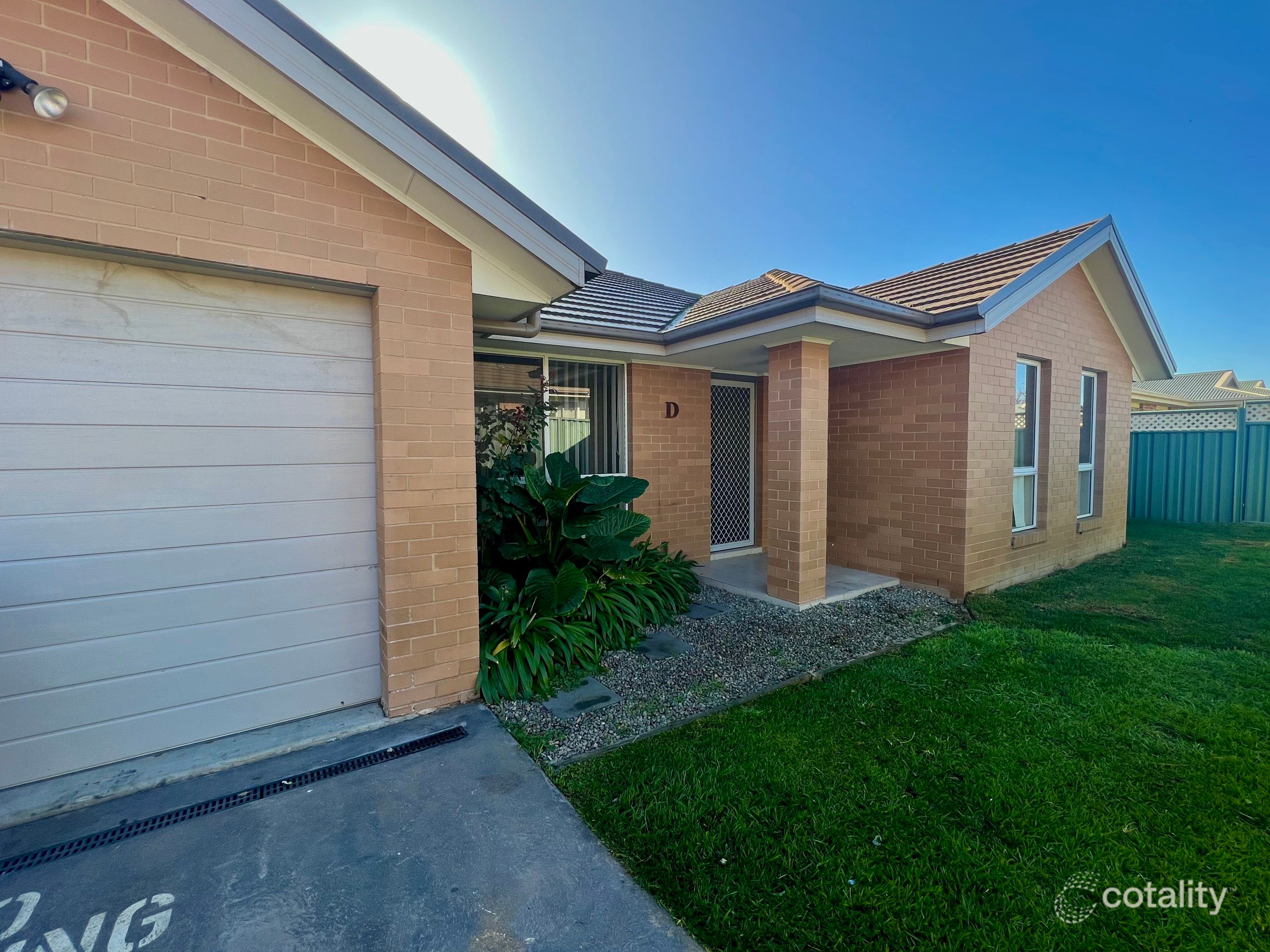 13 Miro St, Young, NSW 2594