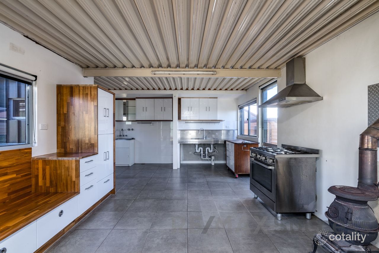 20 Hunter St, Centenary Heights, QLD 4350