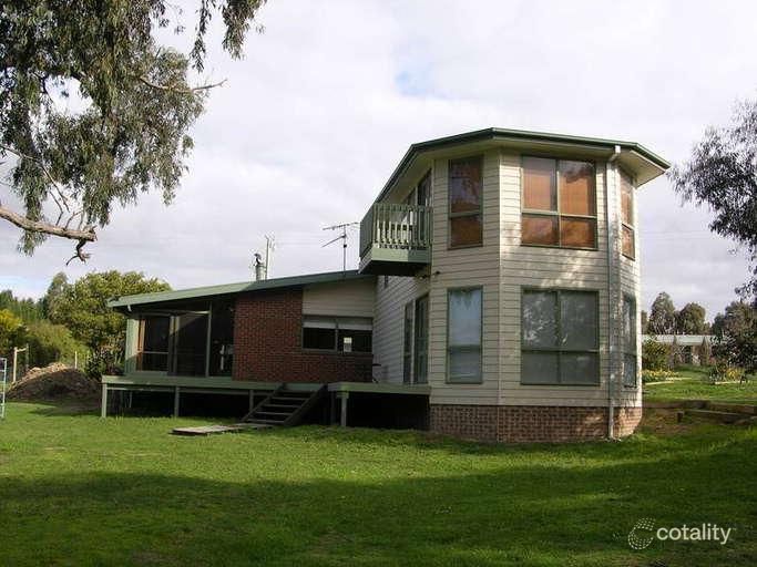 21 Kooralinga Dr, Wandong, VIC 3758