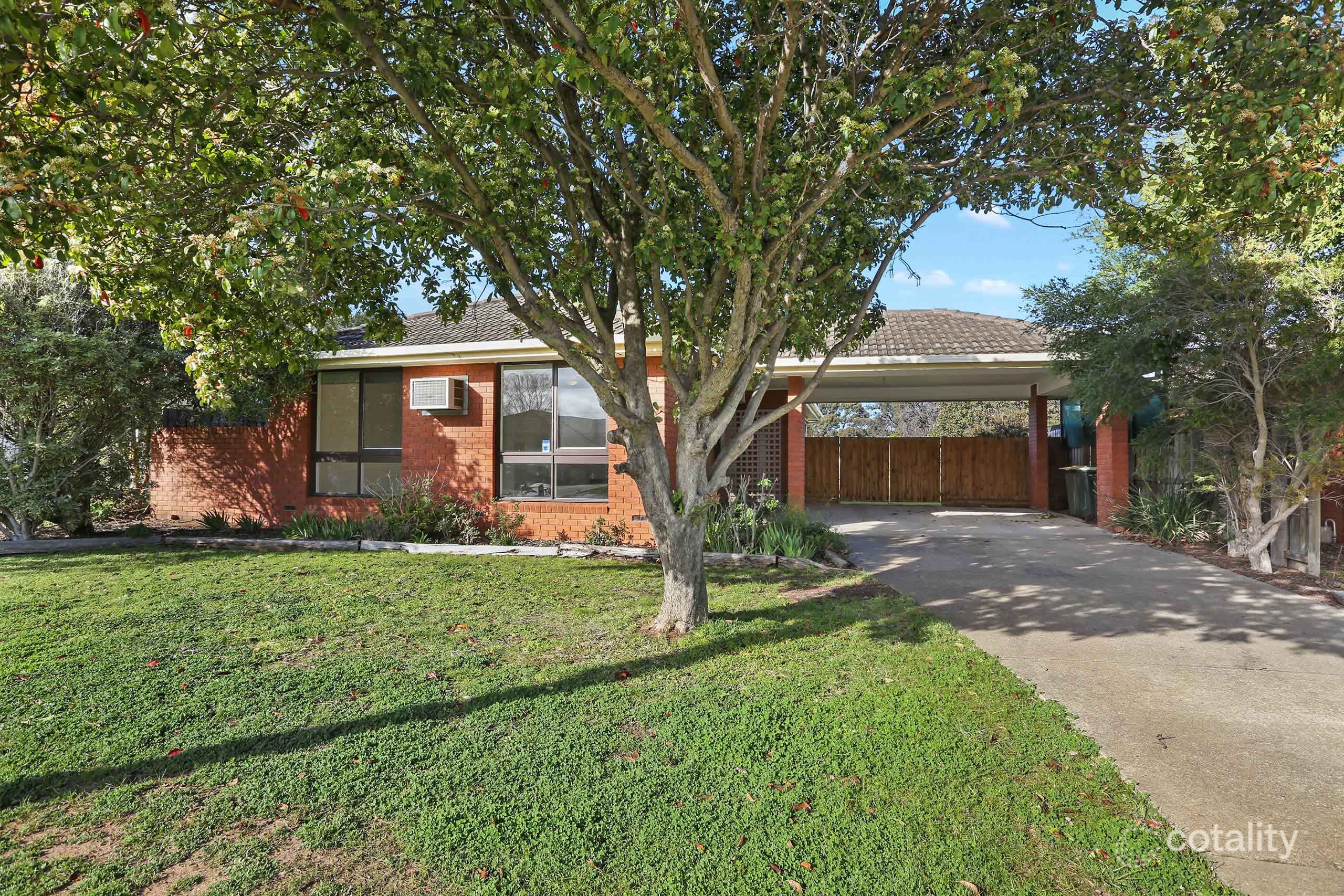 18 Sheeran Cres, Lara, VIC 3212