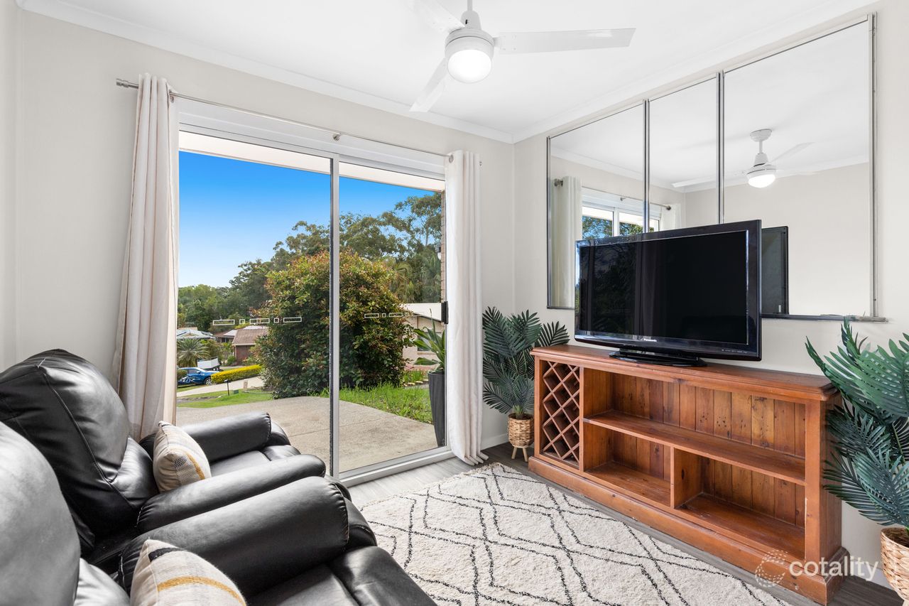 13 Athenree Pl, Little Mountain, QLD 4551