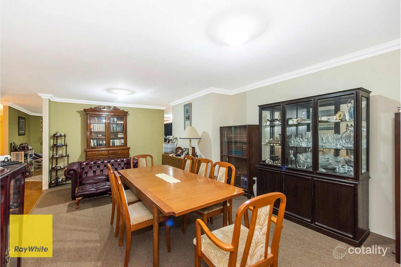 30 Wheelwright Rd, Lesmurdie, WA 6076