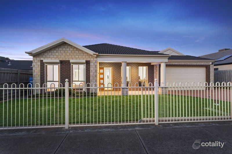 4 Sedgwick Ct, Lynbrook, VIC 3975