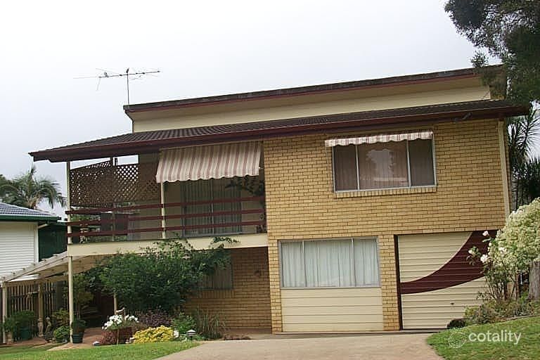 14 Waratah St, Albany Creek, QLD 4035