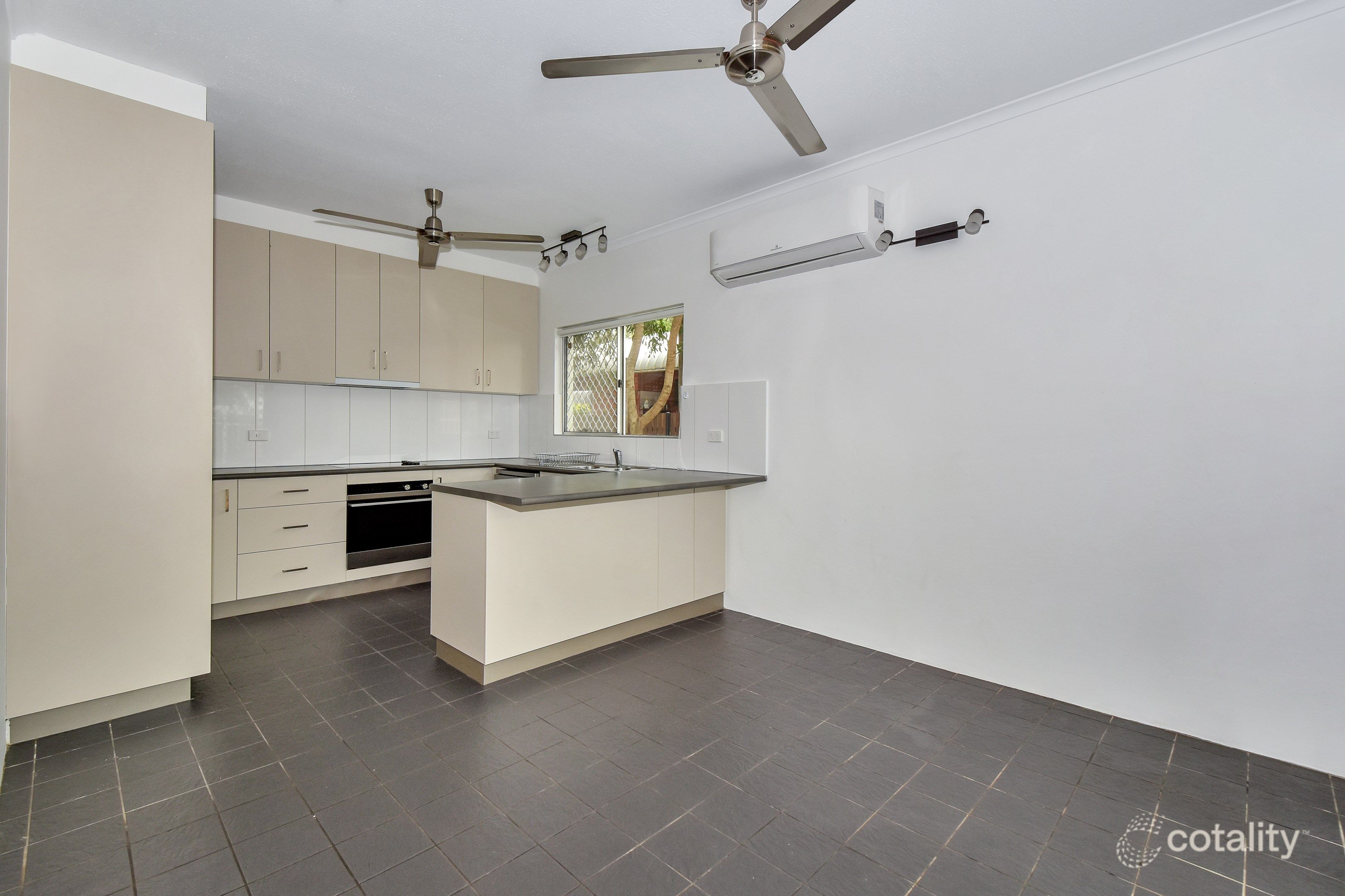 4/9 Airlie Cct, Brinkin, NT 0810