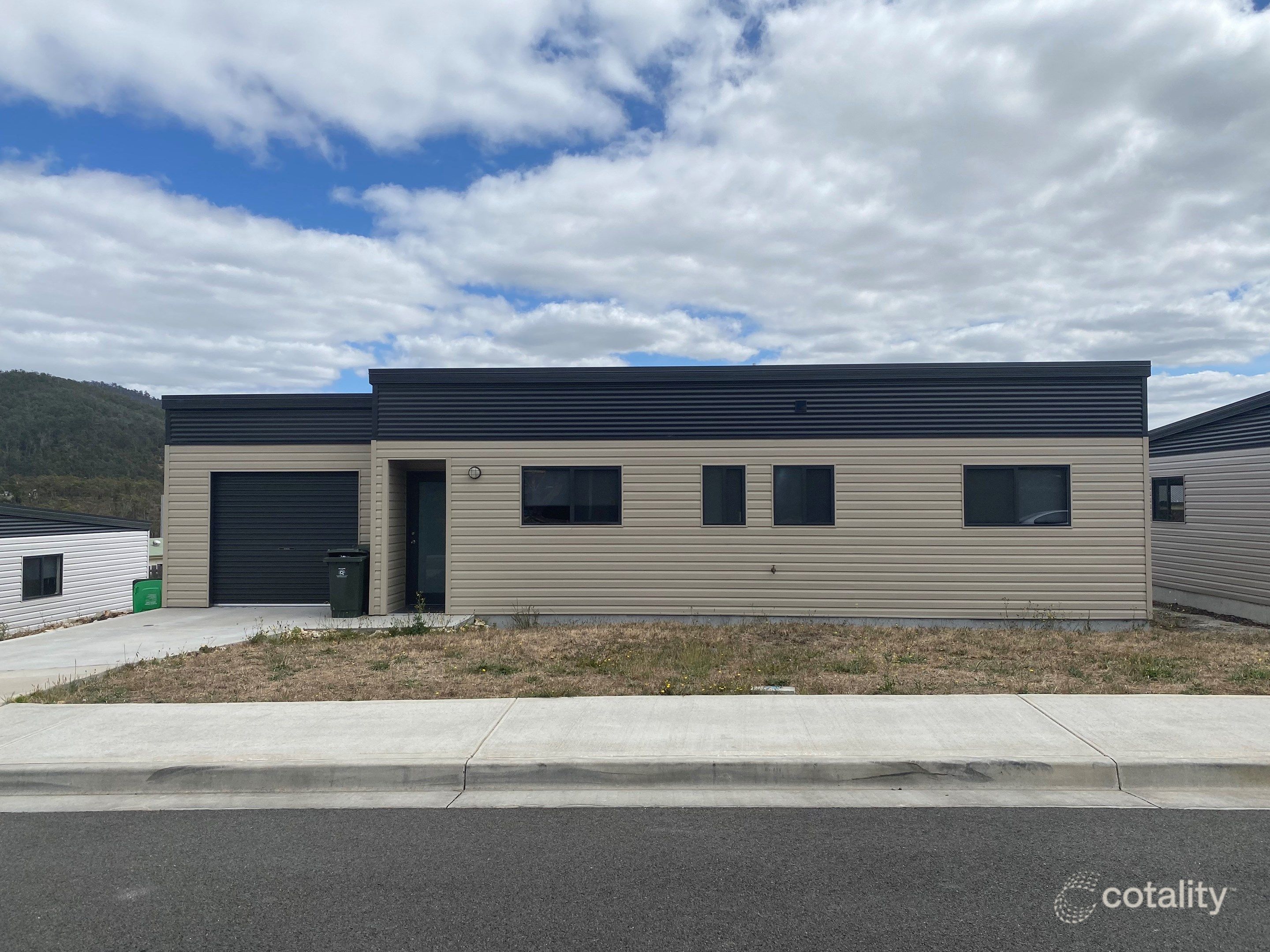 9 Mcgill Rise, Claremont, TAS 7011