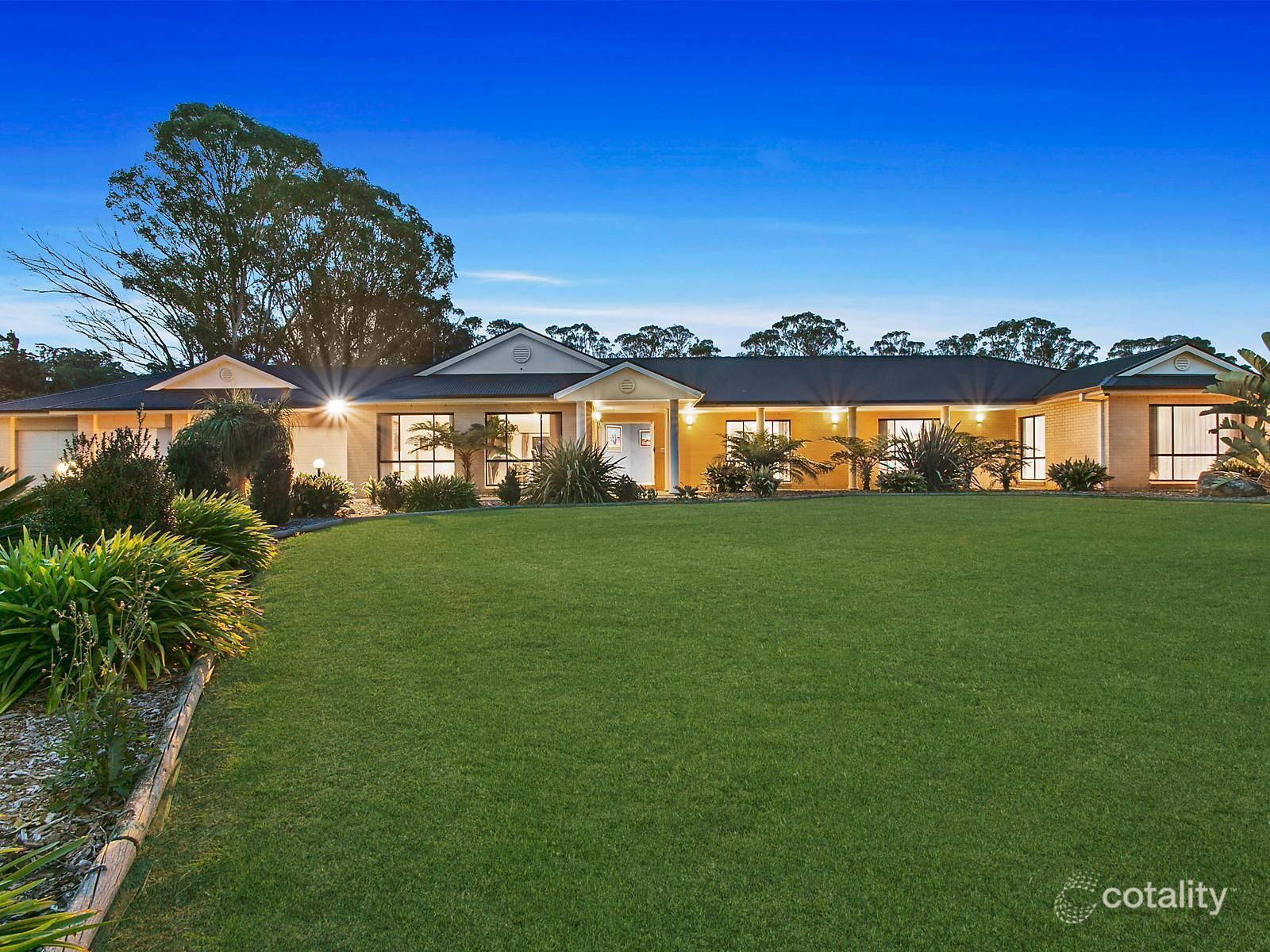15 Cubitt Dr, Denham Court, NSW 2565