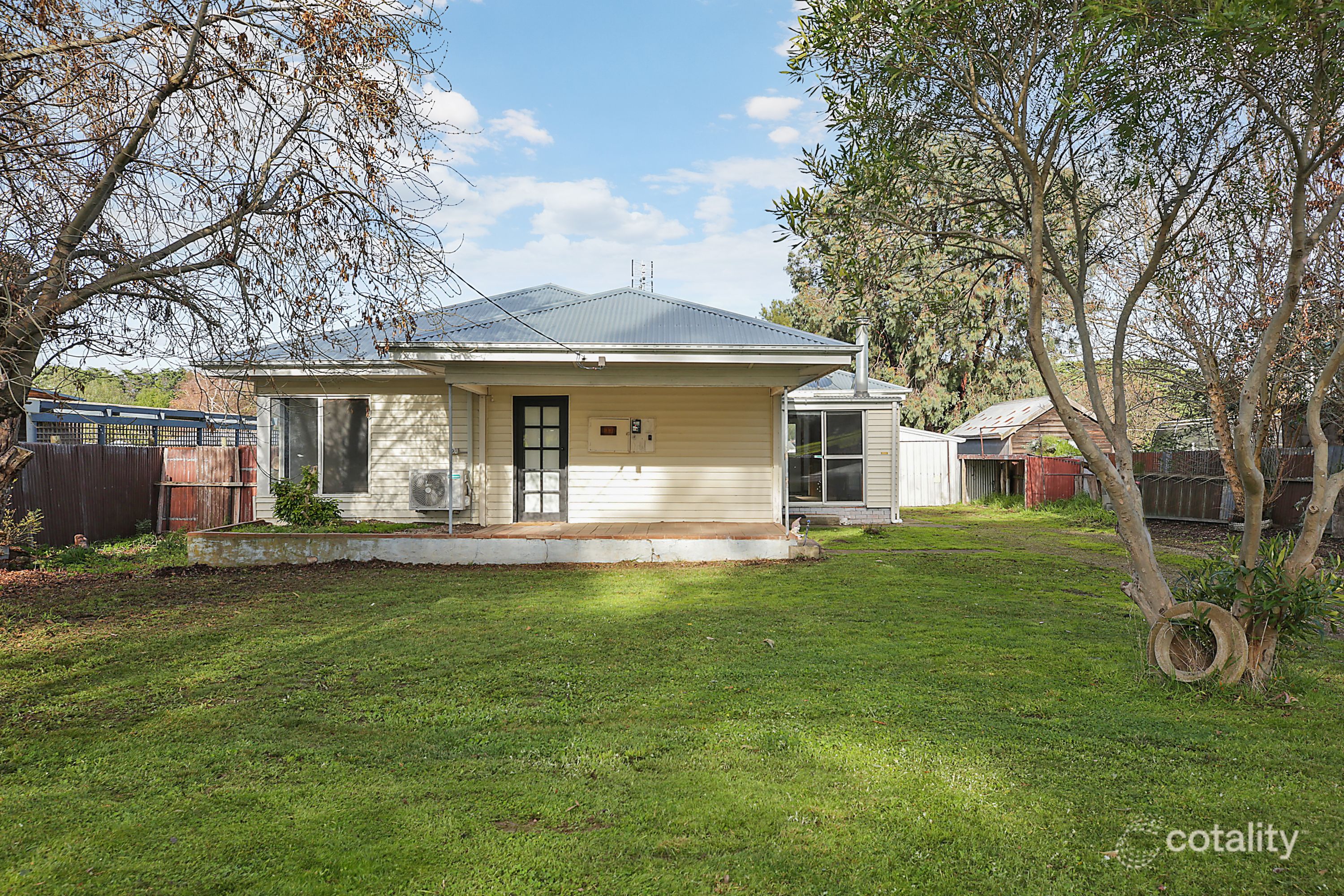 77 Oman St, Lismore, VIC 3324
