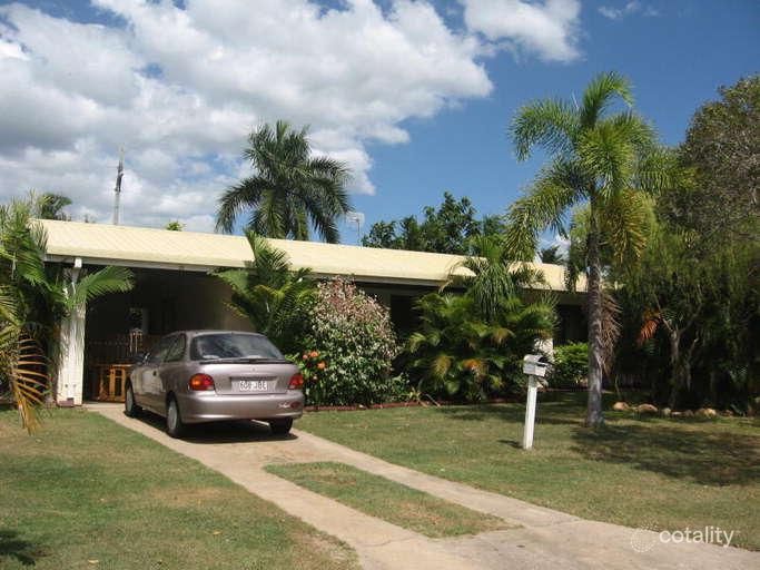 35 Marlynda Ave, Cranbrook, QLD 4814