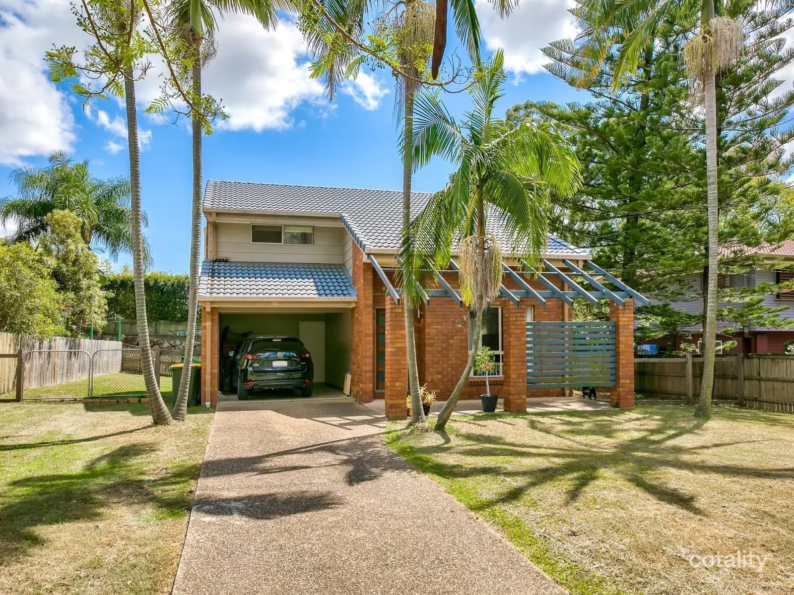 62 Hall St, Sherwood, QLD 4075