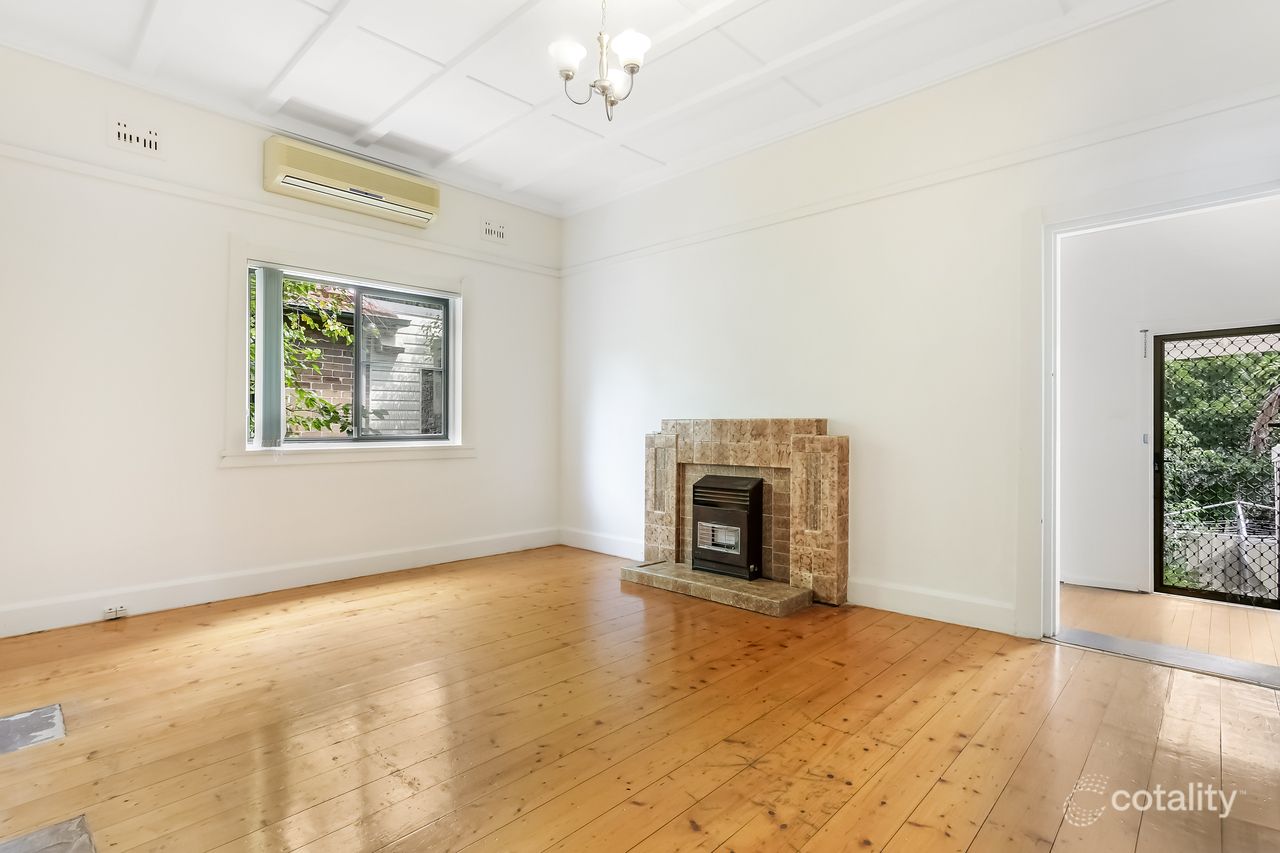 16 Banksia Ave, Banksia, NSW 2216