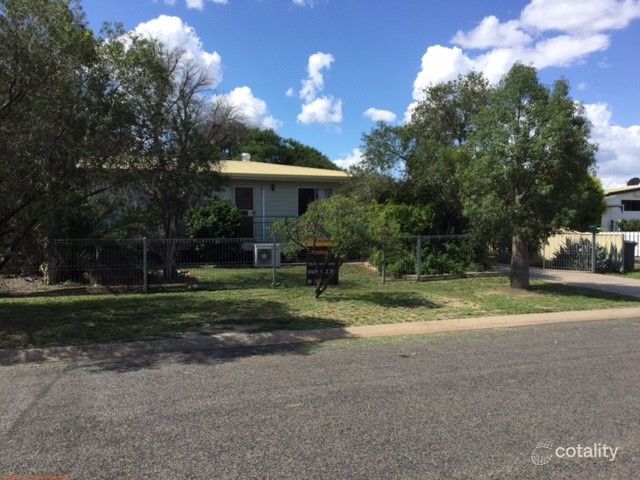 5 Robertson St, Roma, QLD 4455