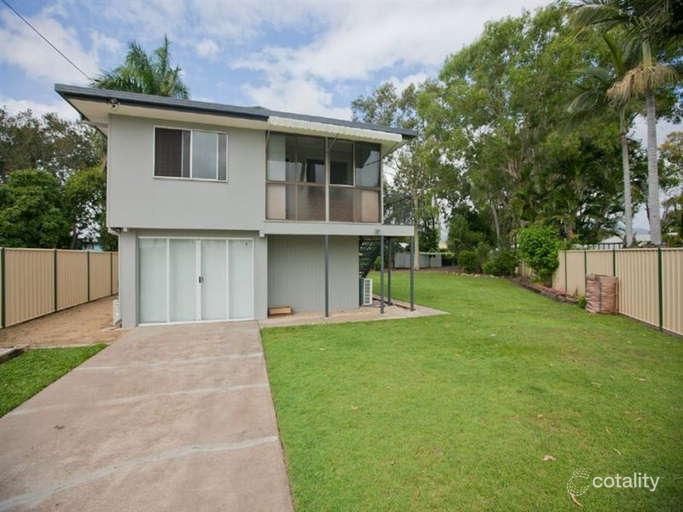 9 Barfoot St, Kawana, QLD 4701