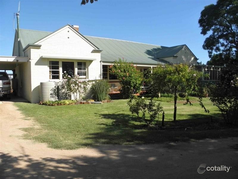 85 Cucumunga St, Renmark West, SA 5341