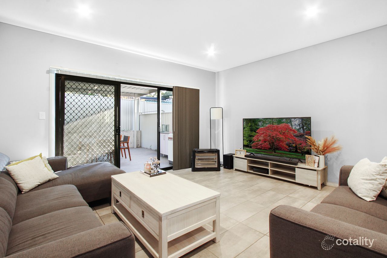 8/20-22 Balanada Ave, Chipping Norton, NSW 2170