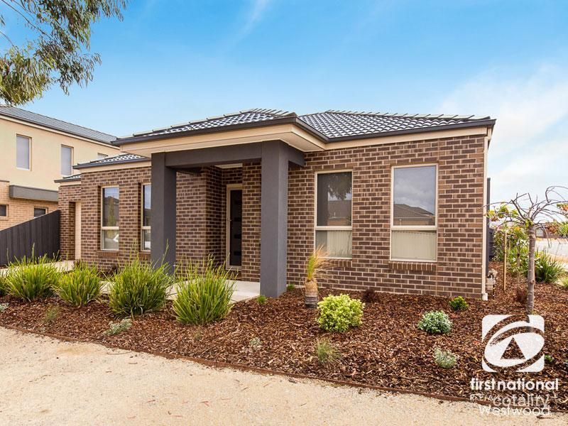 1/11 Annarosa Ct, Werribee, VIC 3030