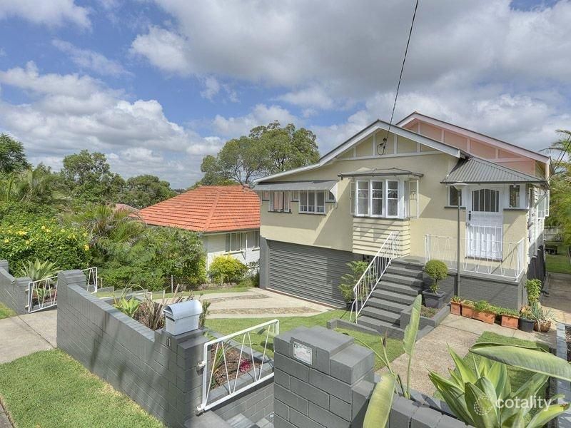 11 Brinawa St, Camp Hill, QLD 4152