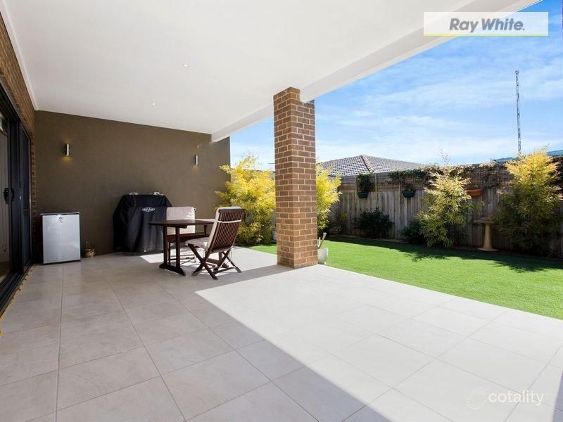 16 Sullivan St, Rye, VIC 3941