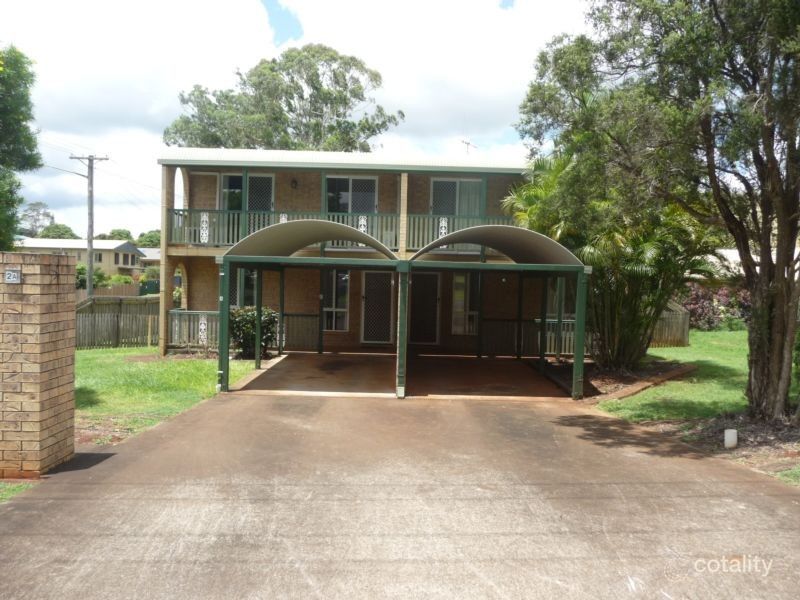 3/2a Mungomery St, Childers, QLD 4660