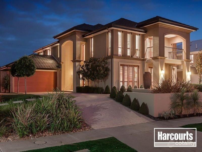 12 Biscay Gr, Lyndhurst, VIC 3975