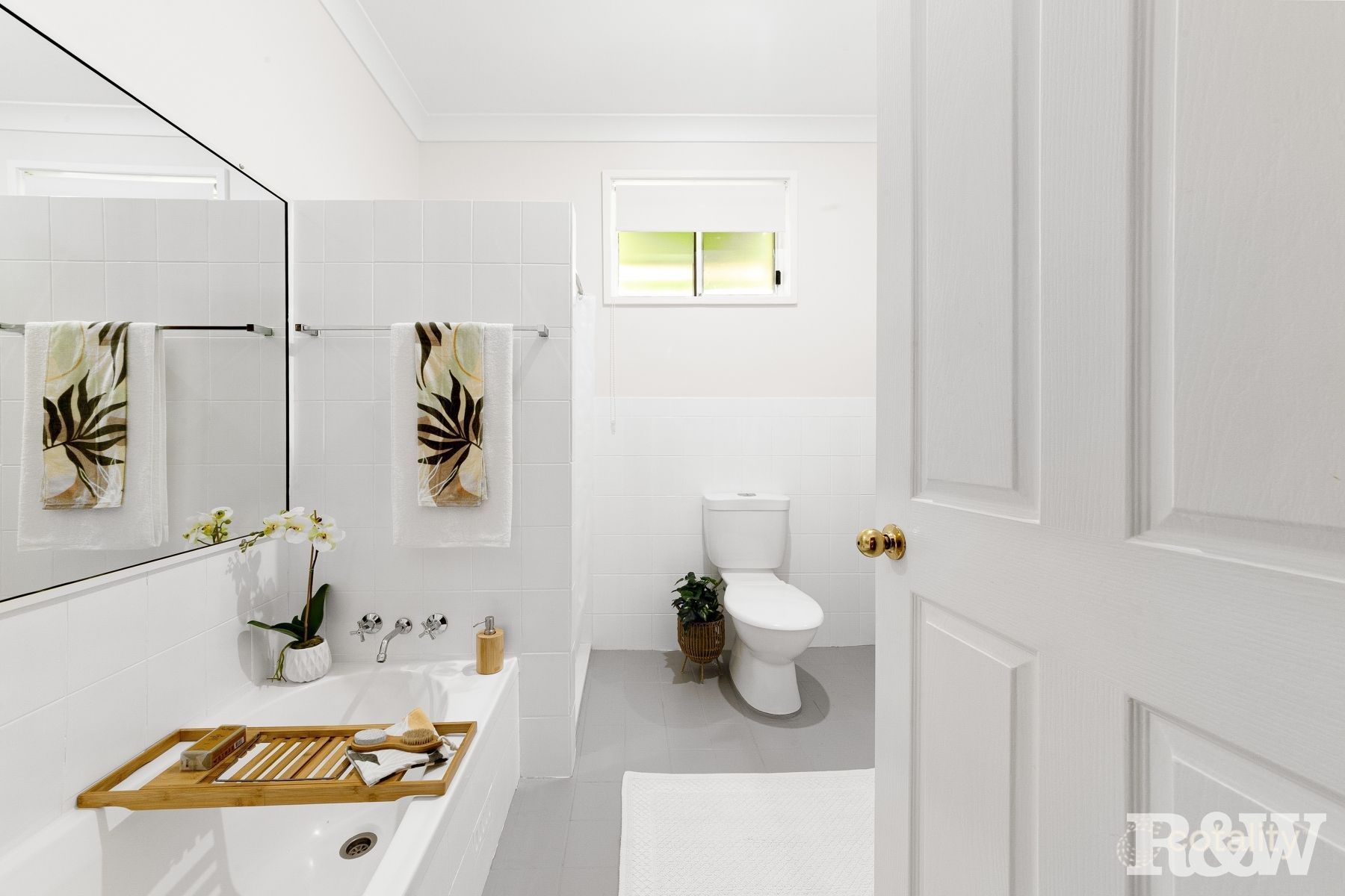 44 Britannia St, Umina Beach, NSW 2257