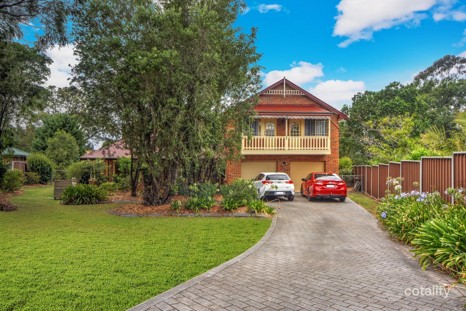 2 Raymond Pl, Cambewarra Village, NSW 2540