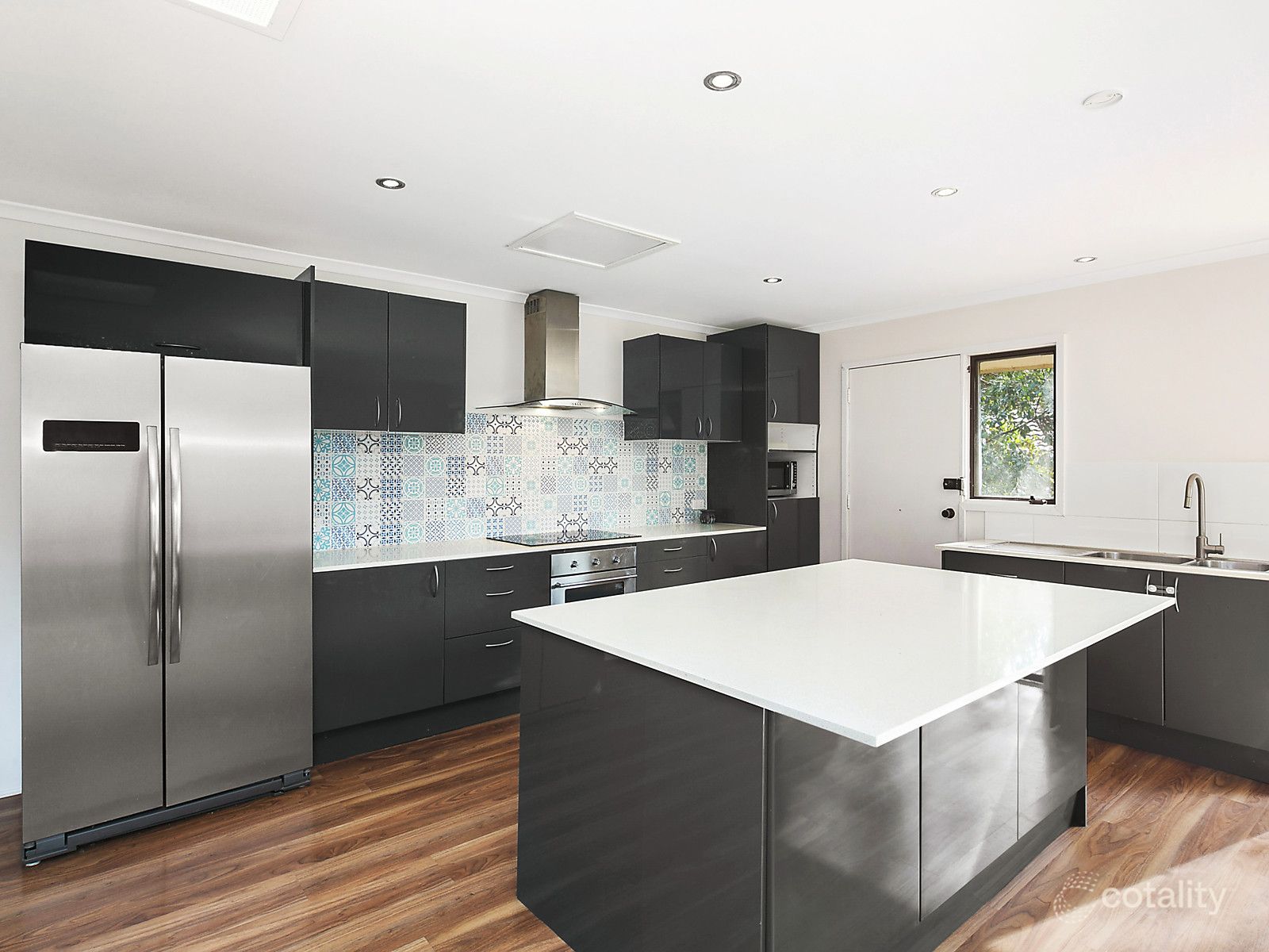 6 Macfarlan Pl, Latham, ACT 2615