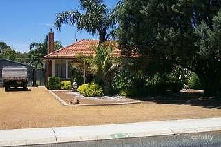 13 Northumberland Rd, Forrestfield, WA 6058