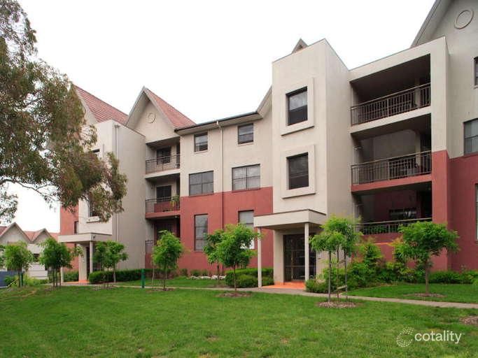 10/2 Eldridge Cres, Garran, ACT 2605