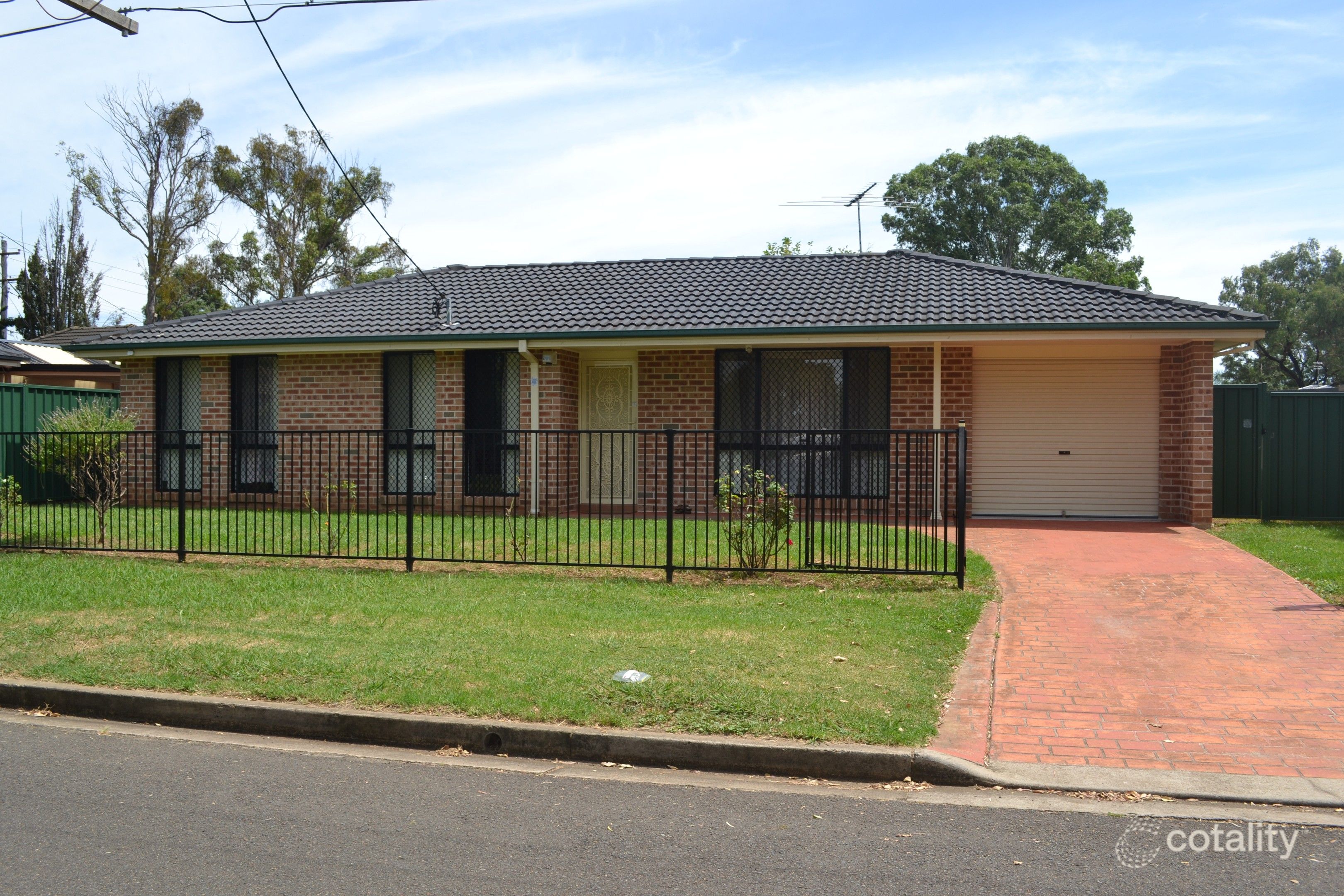 2a Rosalind Rd, Marayong, NSW 2148