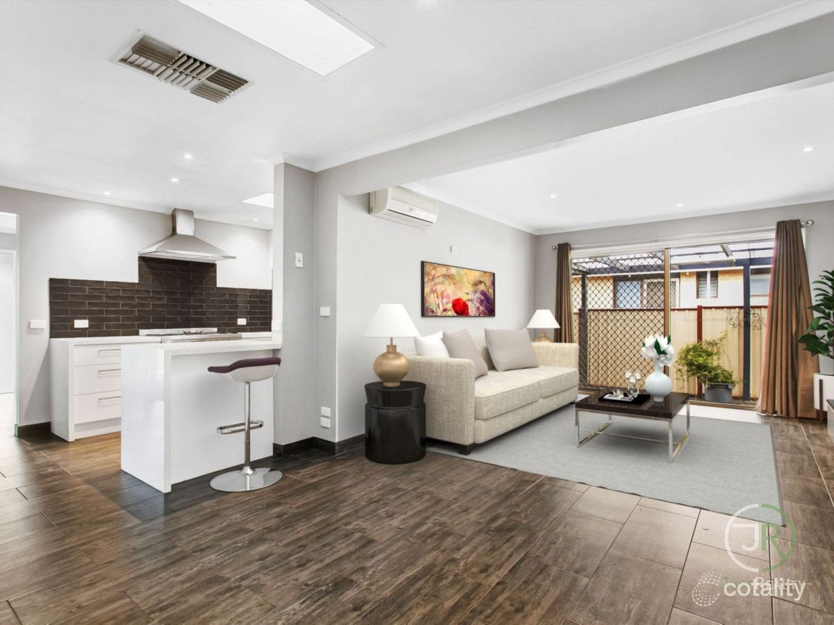9 Arnold St, Cranbourne, VIC 3977
