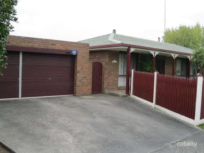 1 Cambridge Dr, Warragul, VIC 3820