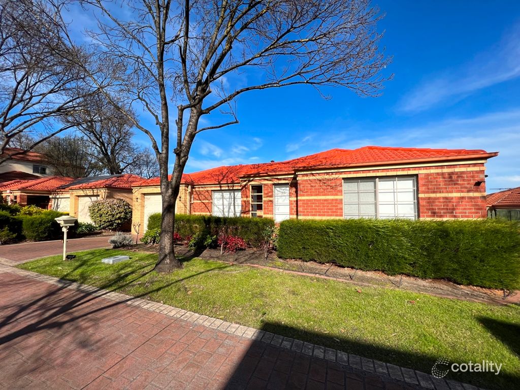 1 Oak Ct, Box Hill South, VIC 3128