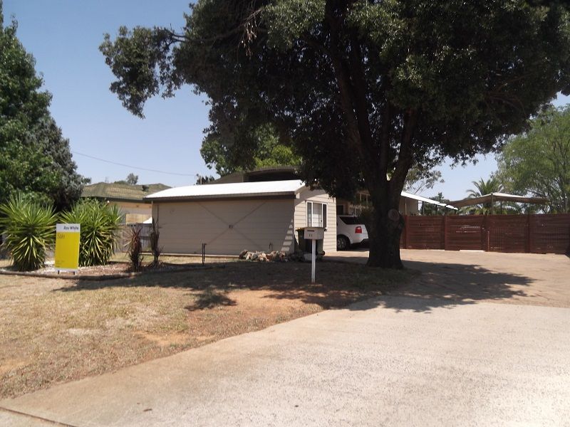 18 Cooyal St, Cowra, NSW 2794