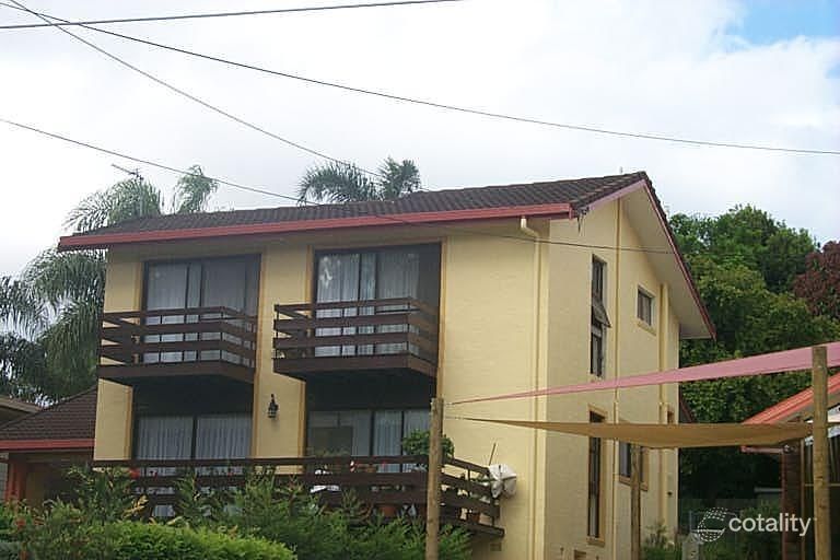 17 Clifton St, Biggera Waters, QLD 4216