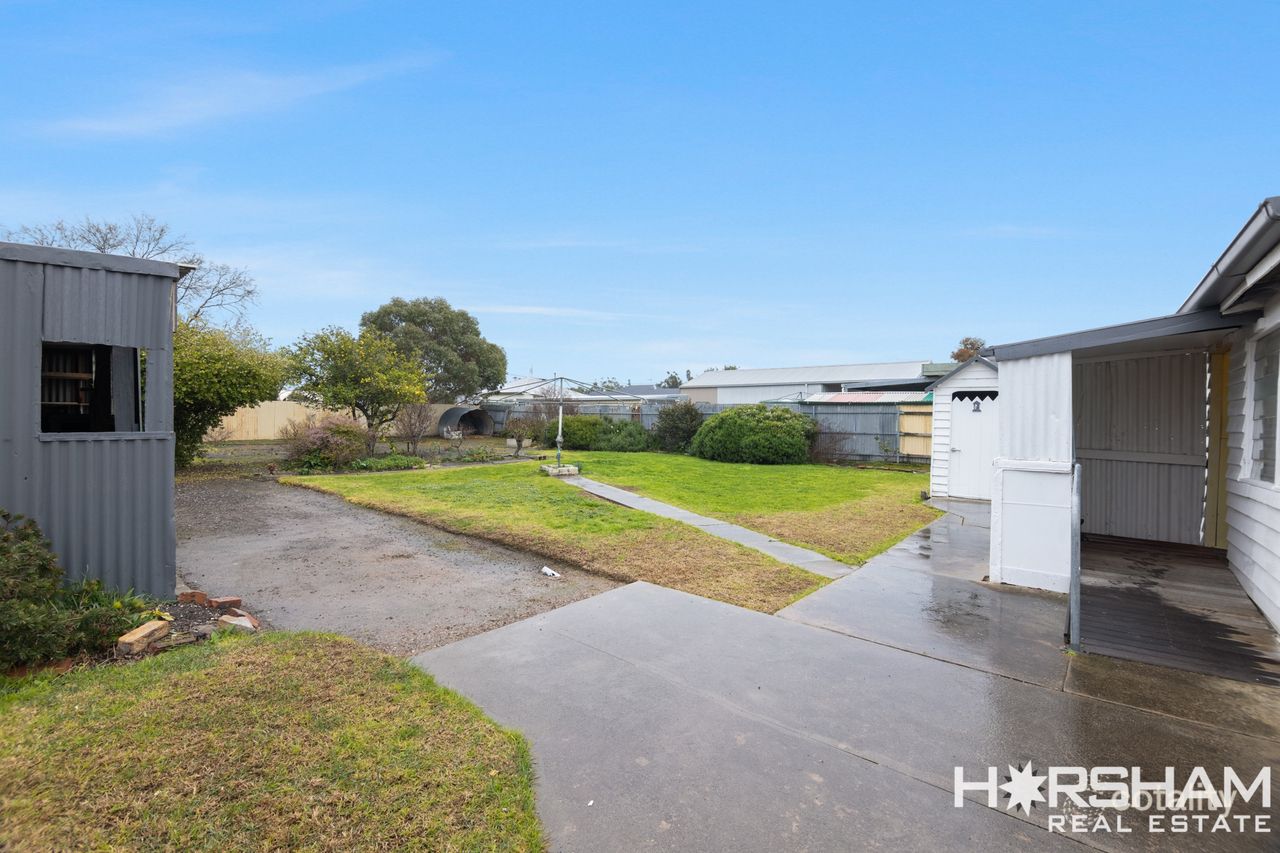 19 Bradshaw St, Horsham, VIC 3400
