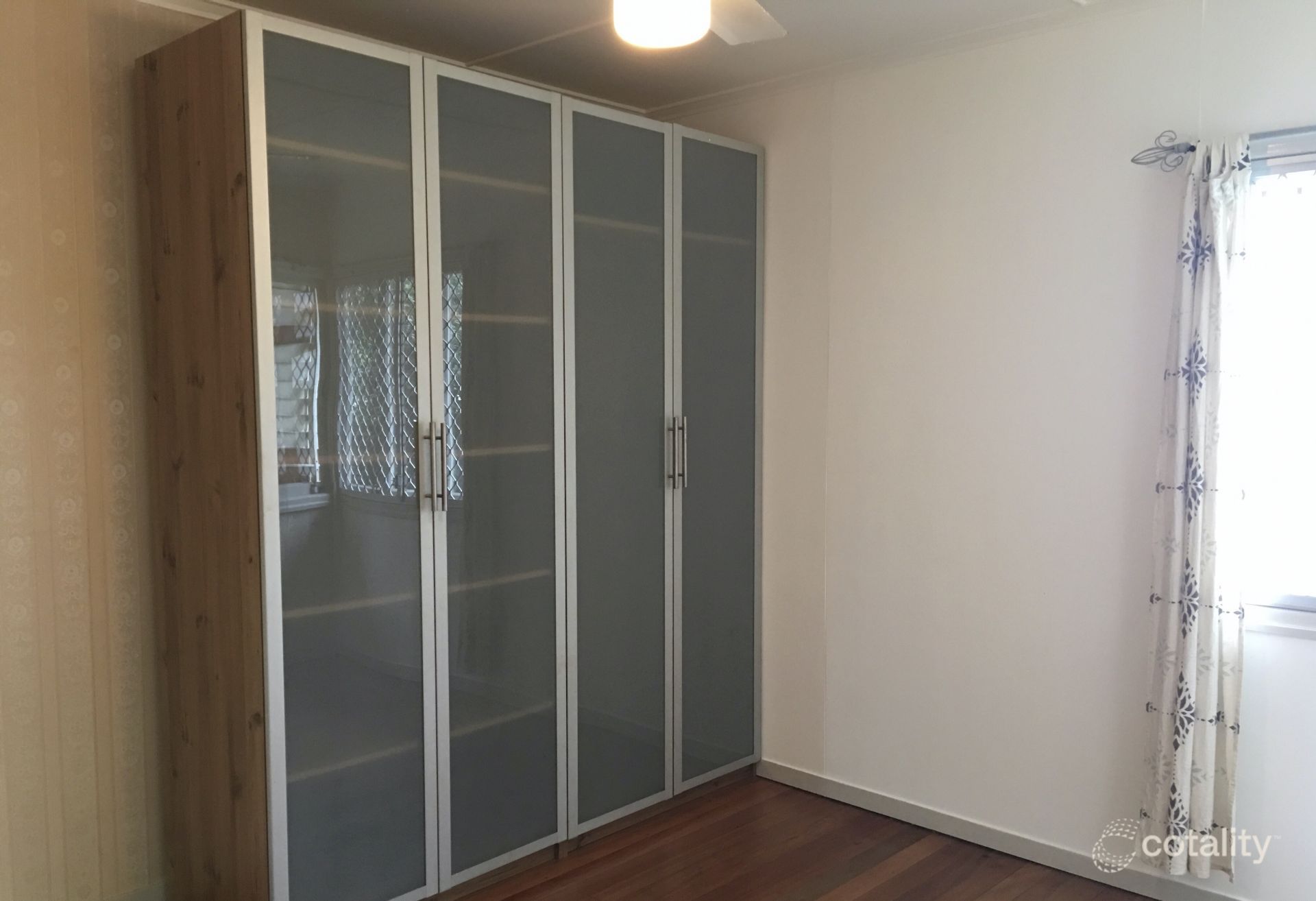 19 Nurstead St, Camp Hill, QLD 4152